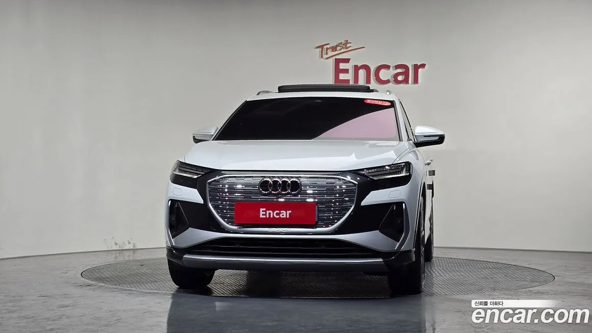Audi Q4 e-tron 2025 из KR, фото 3