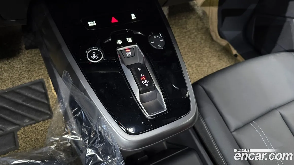 Audi Q4 e-tron 2025 из KR, фото 2
