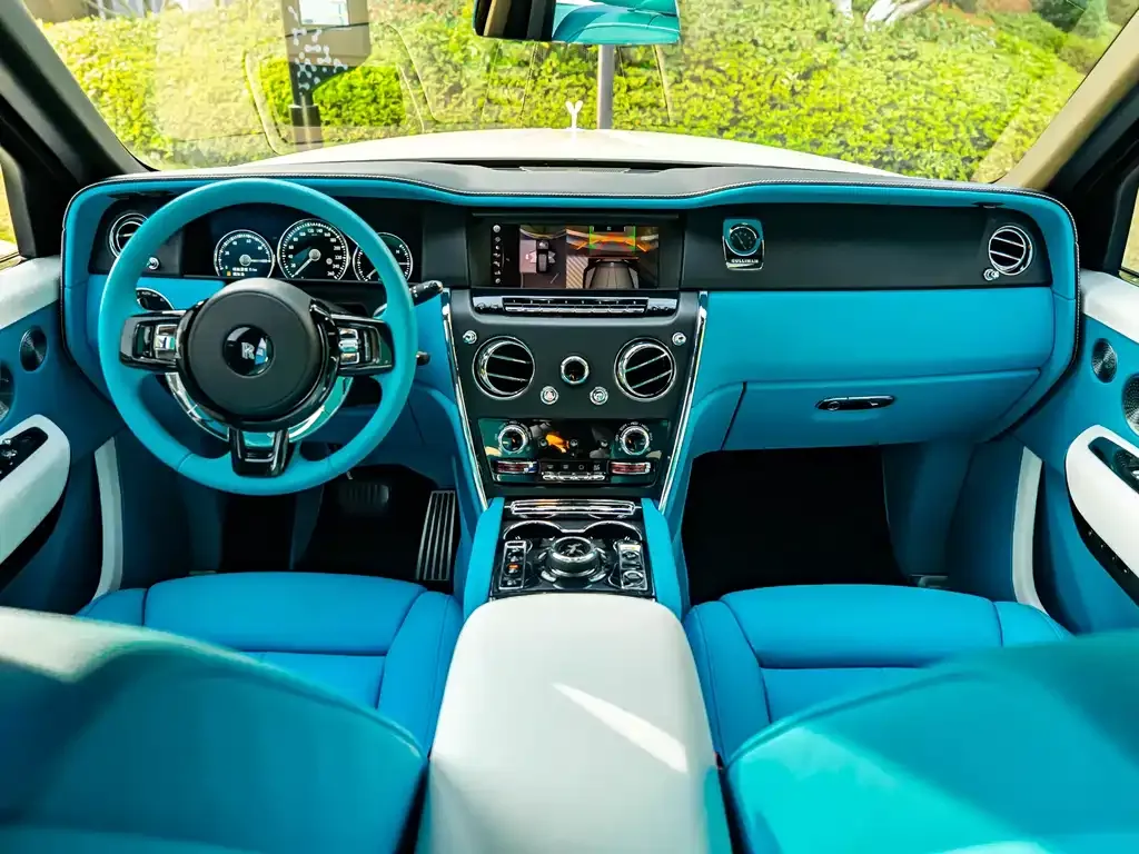 Rolls-Royce Cullinan 2021 из CN, фото 4