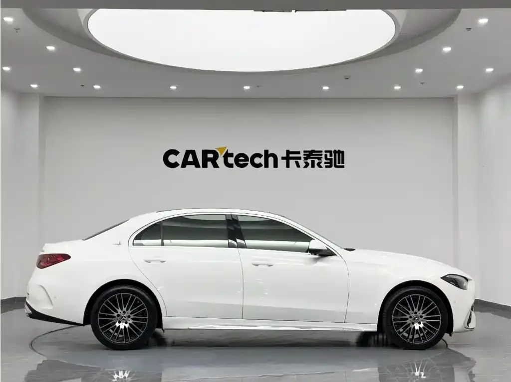 Mercedes-Benz C-Class — фото 2