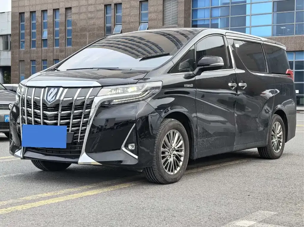 Toyota Alphard 2022 из CN, фото 1