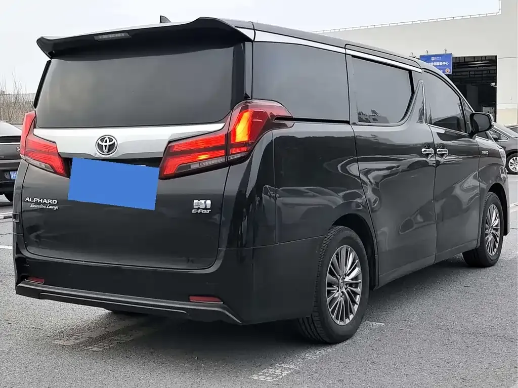 Toyota Alphard 2022 из CN, фото 6