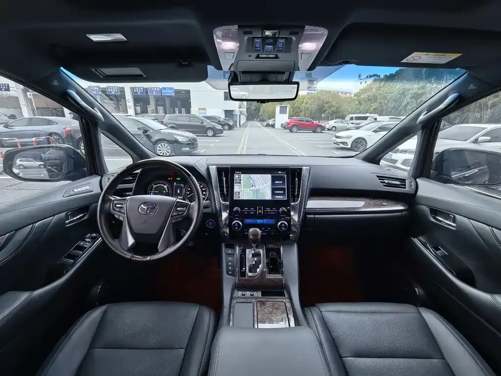 Toyota Alphard 2022 из CN, фото 4