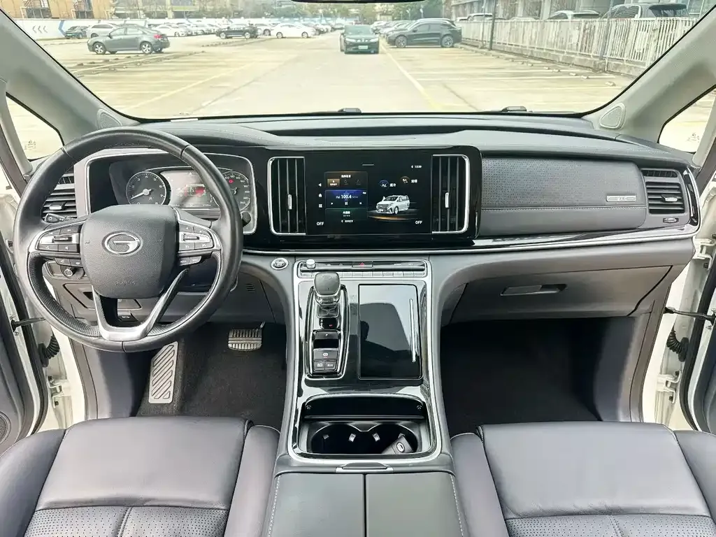 GAC Motor Trumpchi M8 — фото 6
