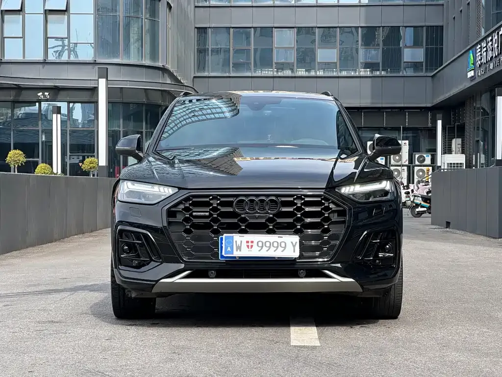 Audi Q5L 2024 из CN, фото 8