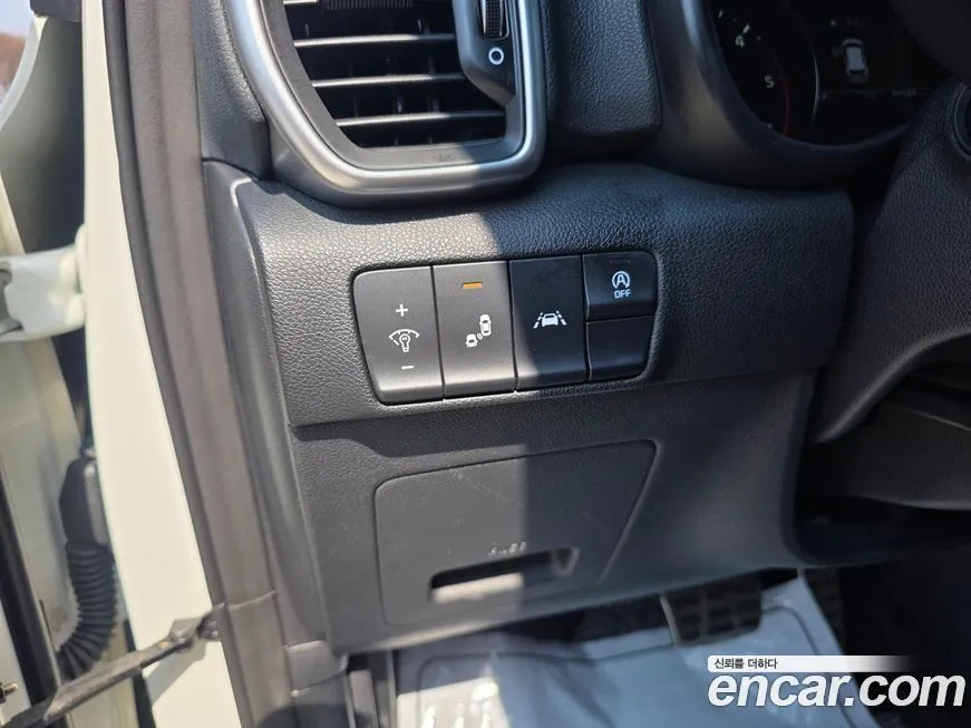 Kia Sportage — фото 8