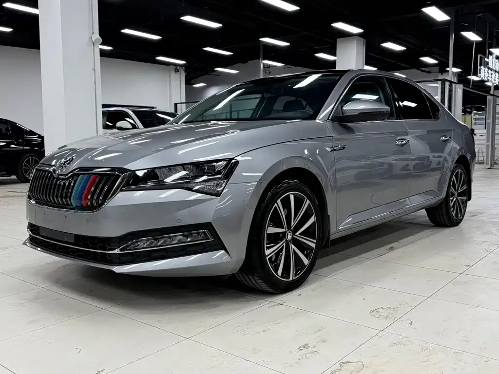 Skoda Superb 2022 из CN, фото 1