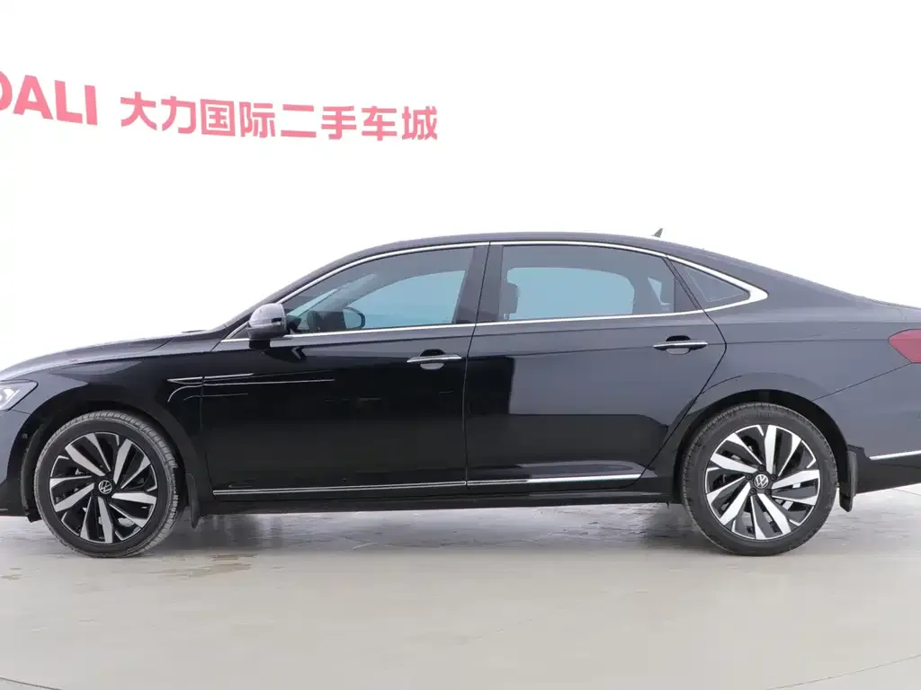 Volkswagen Passat — фото 4