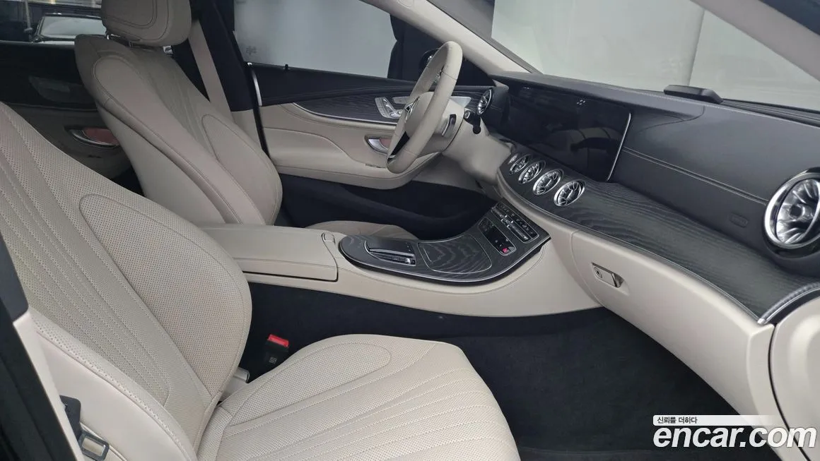 Mercedes-Benz CLS-Class — фото 10