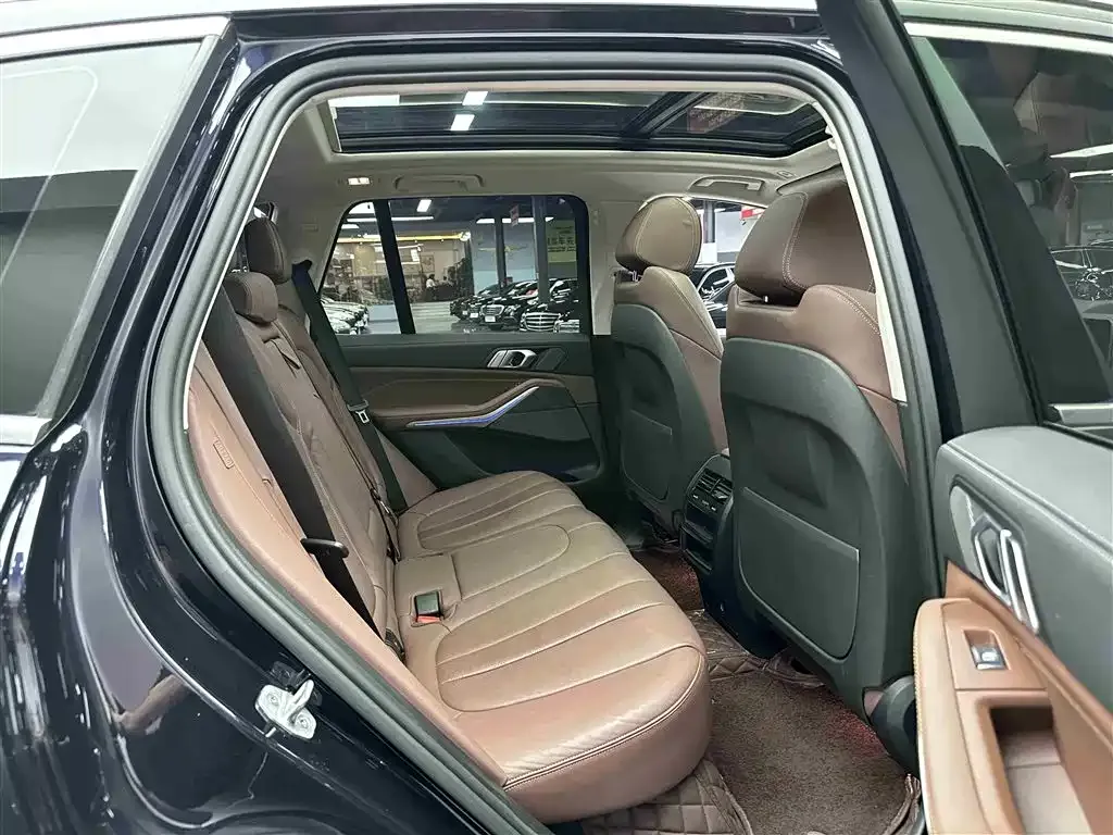 BMW X5 (Import) — фото 9
