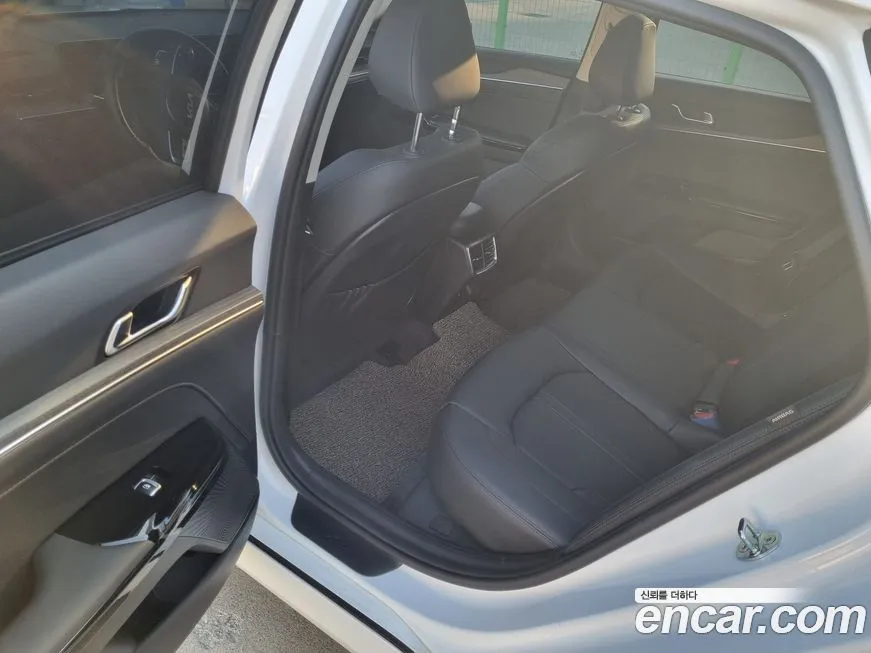 Kia K5 2024 из KR, фото 9