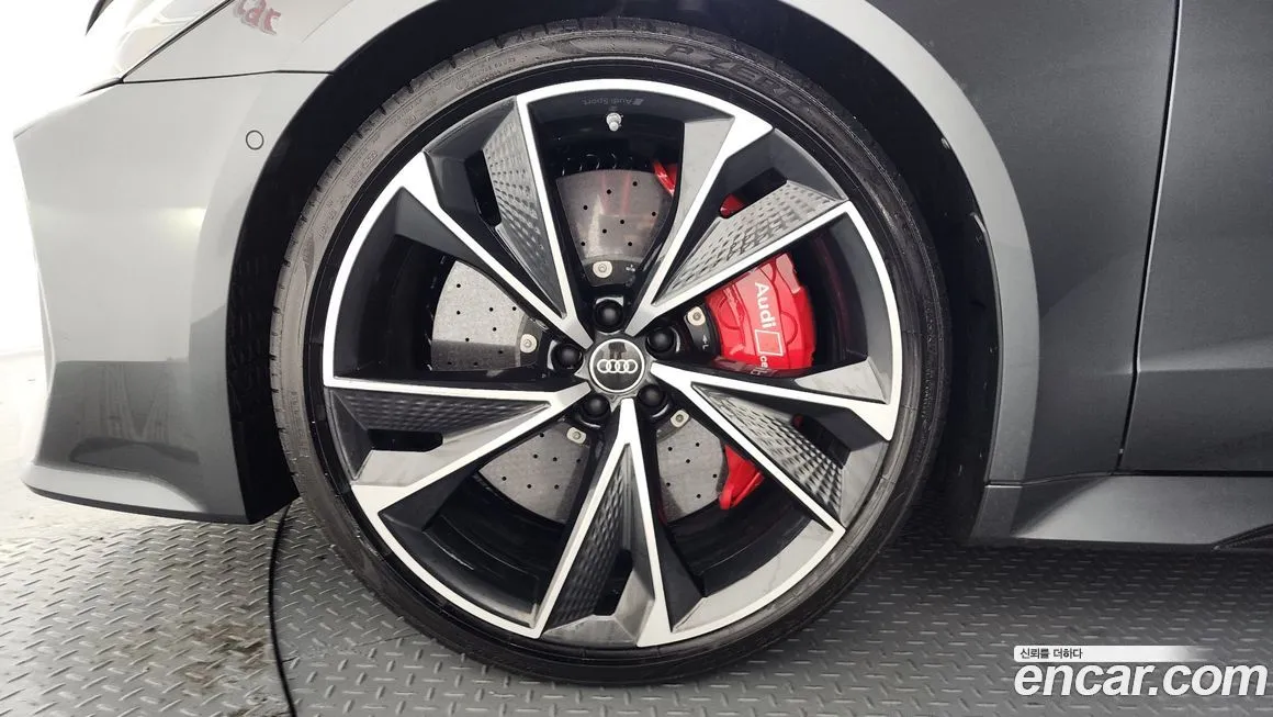 Audi RS7 2023 из KR, фото 9