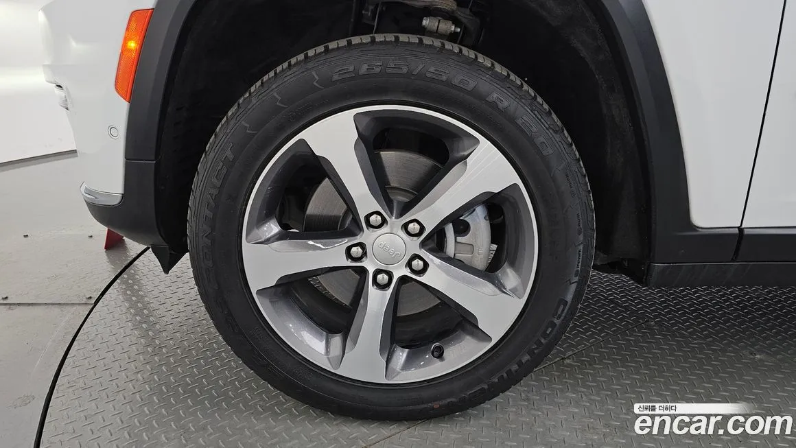 Jeep Cherokee 2023 из KR, фото 7