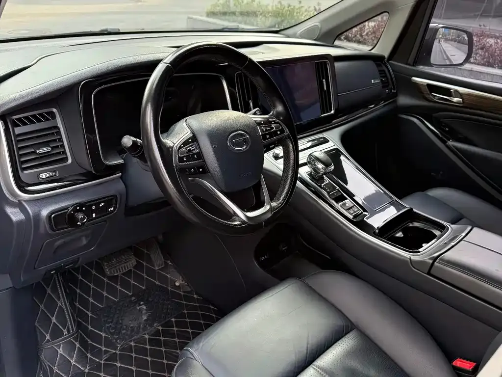GAC Motor Trumpchi M8 — фото 2