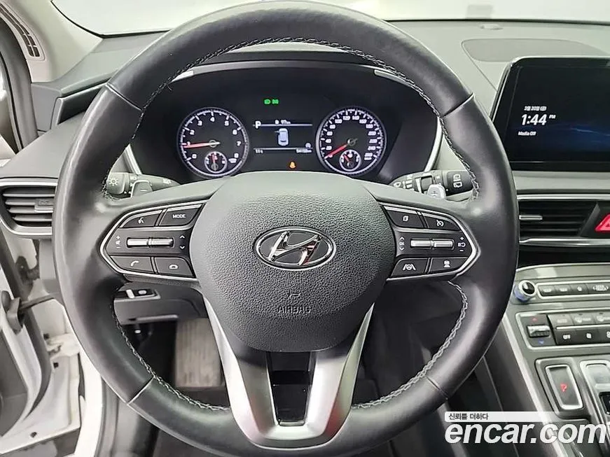 Hyundai Santafe — фото 8