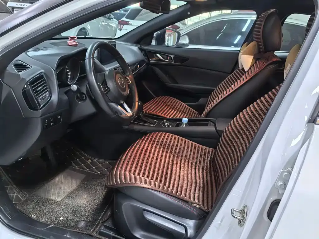 Mazda CX-4 2021 из CN, фото 10