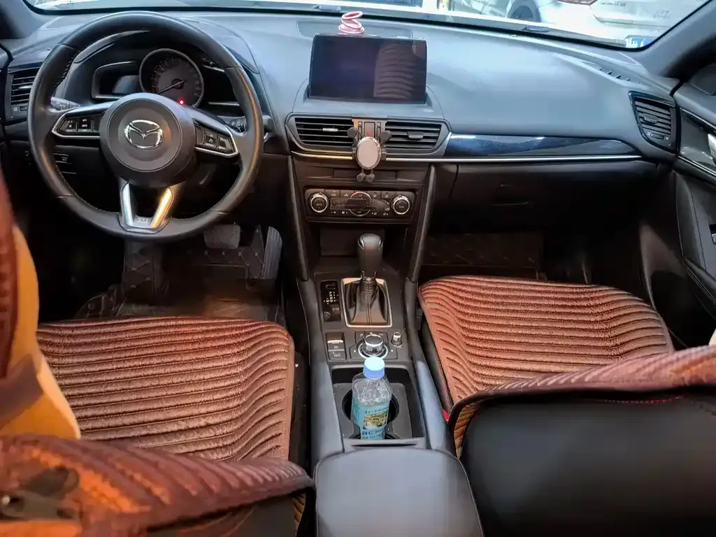 Mazda CX-4 2021 из CN, фото 9