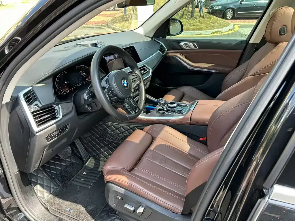 BMW X5 (Import) — фото 7