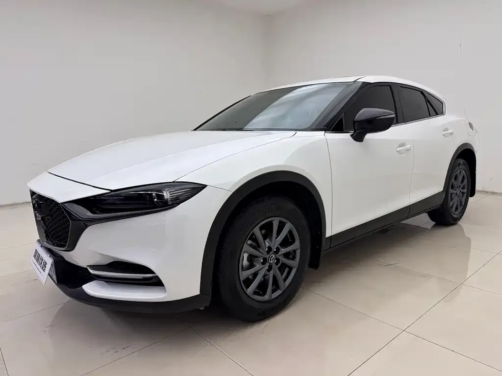 Mazda CX-4 2023 из CN, фото 1