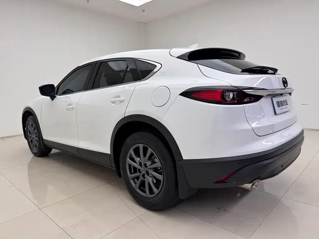 Mazda CX-4 2023 из CN, фото 5