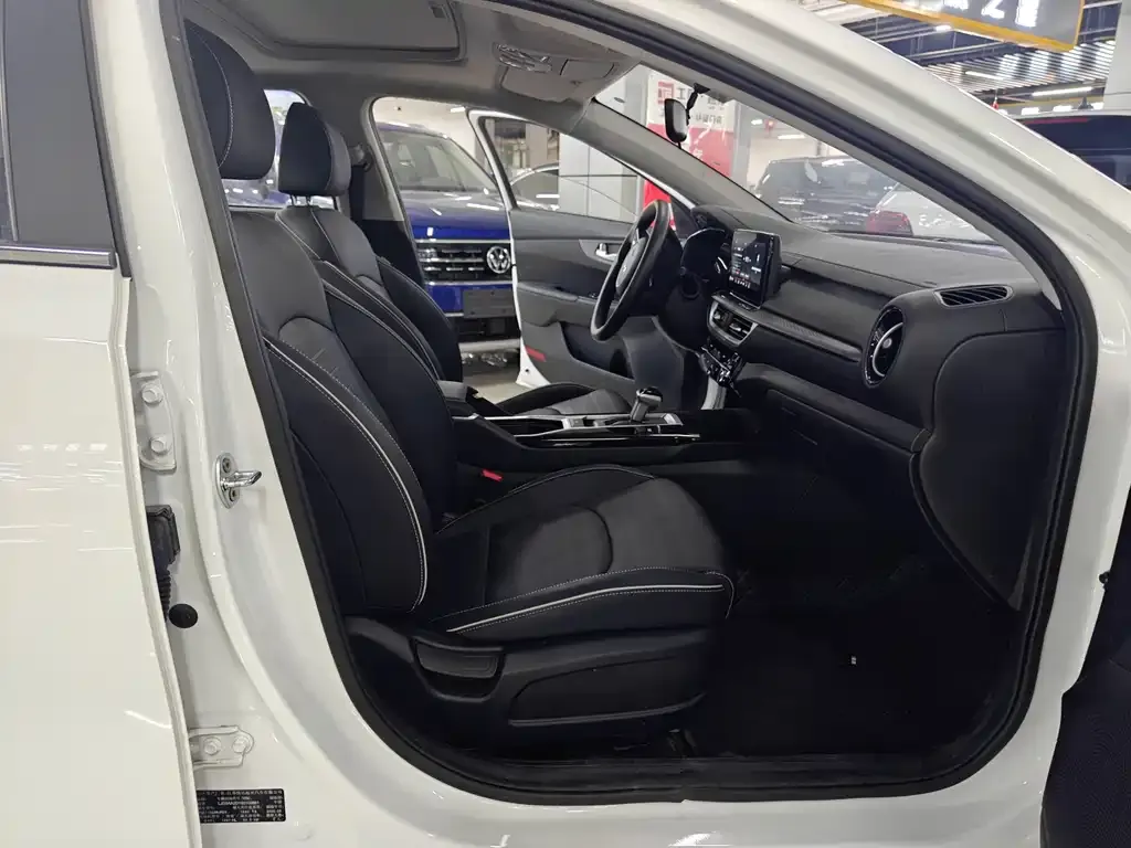 Kia K3 2025 из CN, фото 7