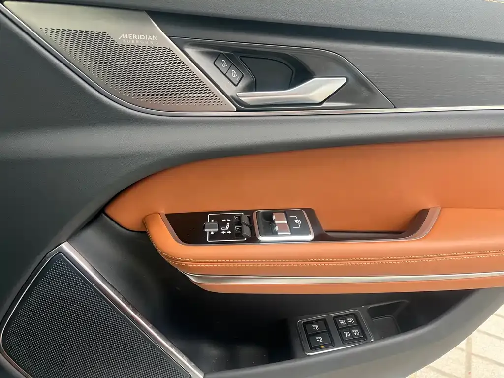 Jaguar XFL 2024 из CN, фото 3