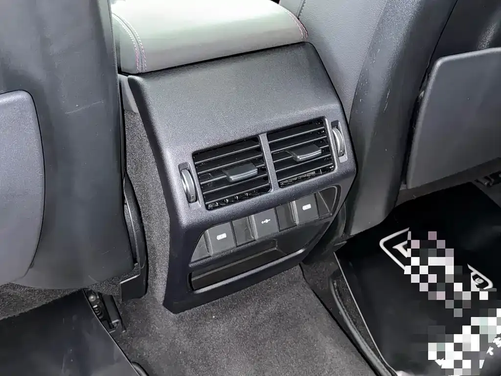 Land Rover Discovery Sport 2021 из CN, фото 2
