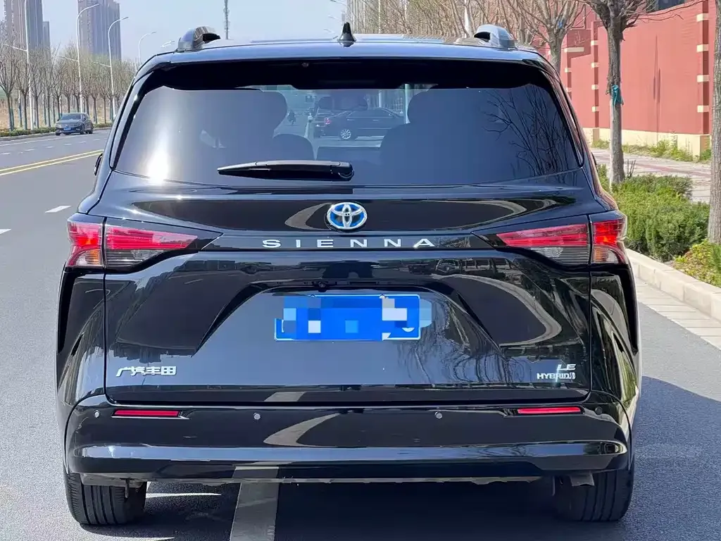 Toyota Sienna 2024 из CN, фото 8