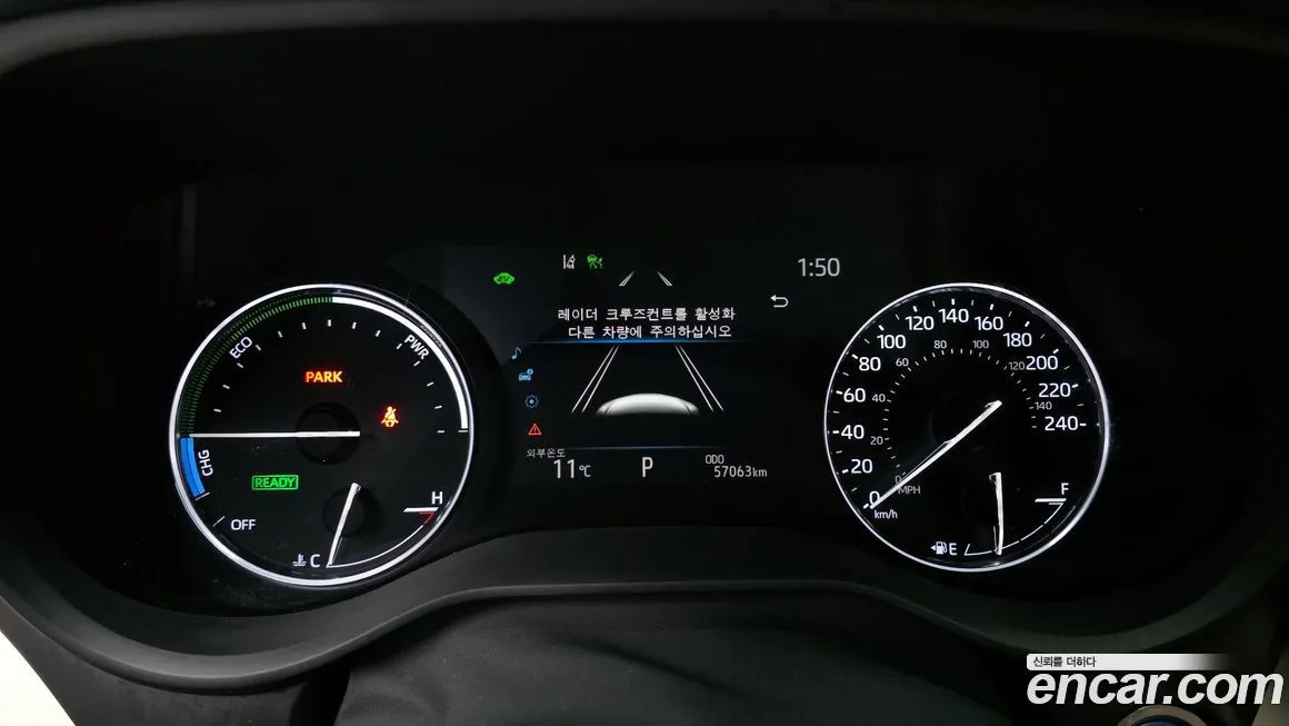 Toyota Sienna 2023 из KR, фото 2