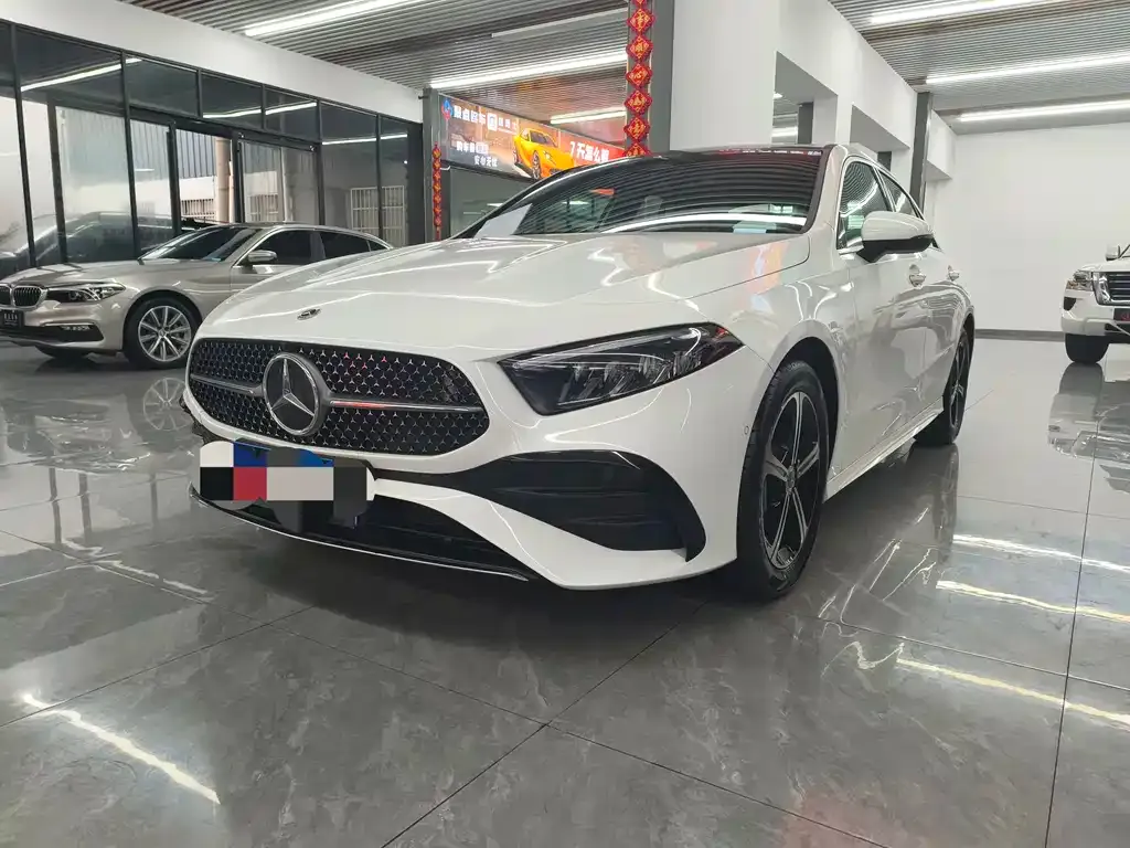 Mercedes-Benz A-Class — фото 1