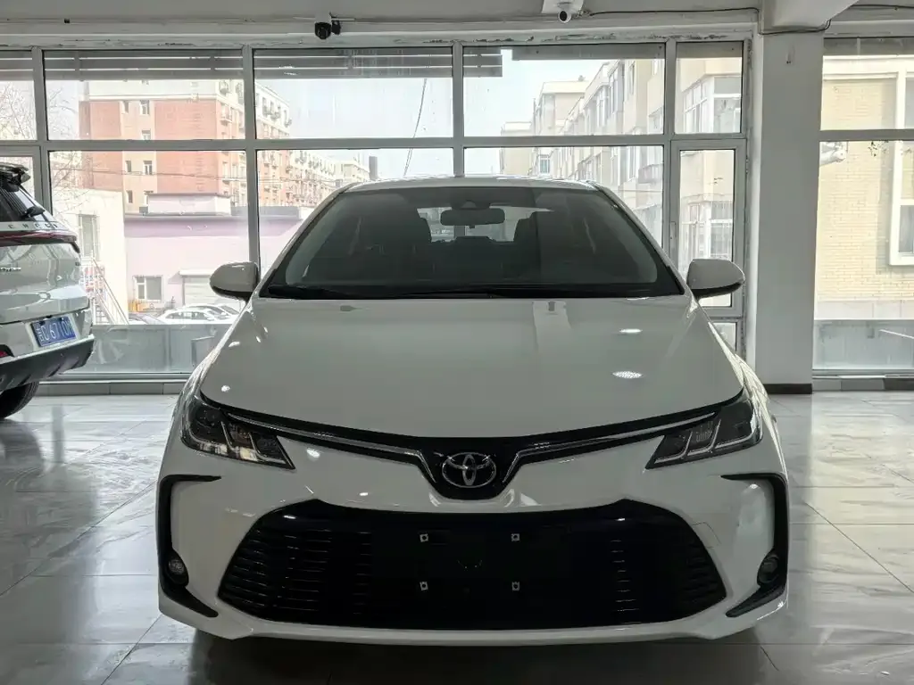 Toyota Corolla 2022 из CN, фото 2