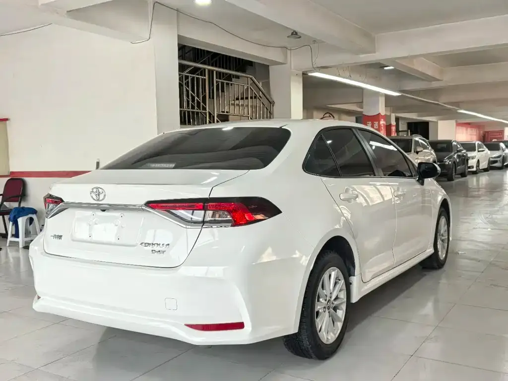 Toyota Corolla 2022 из CN, фото 7