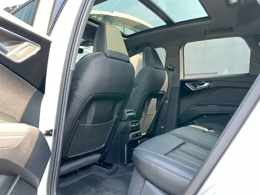 Audi Q4 e-tron 2024 из CN, фото 5