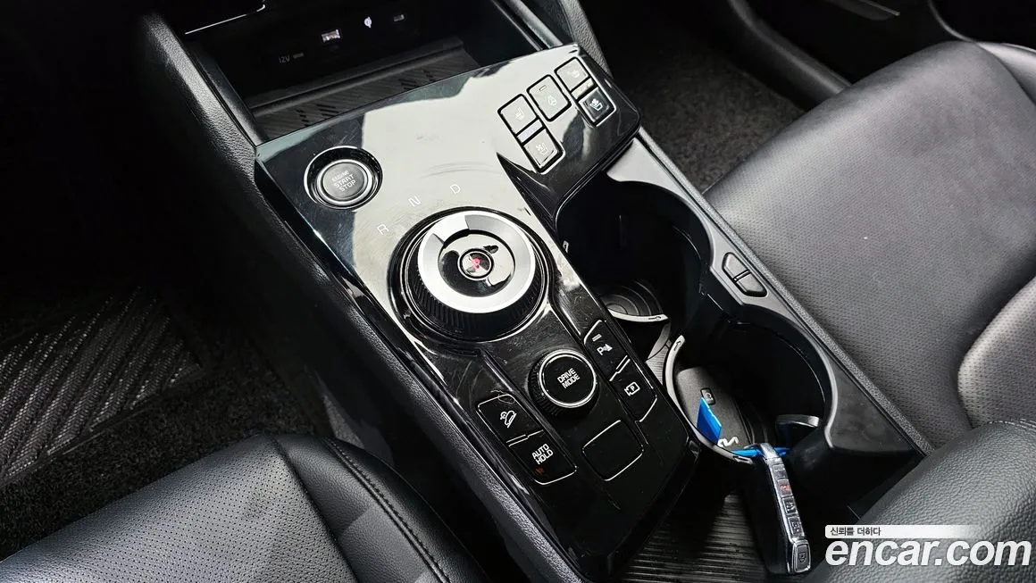 Kia Sportage — фото 8