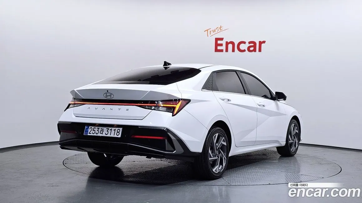 Hyundai AVANTE — фото 9