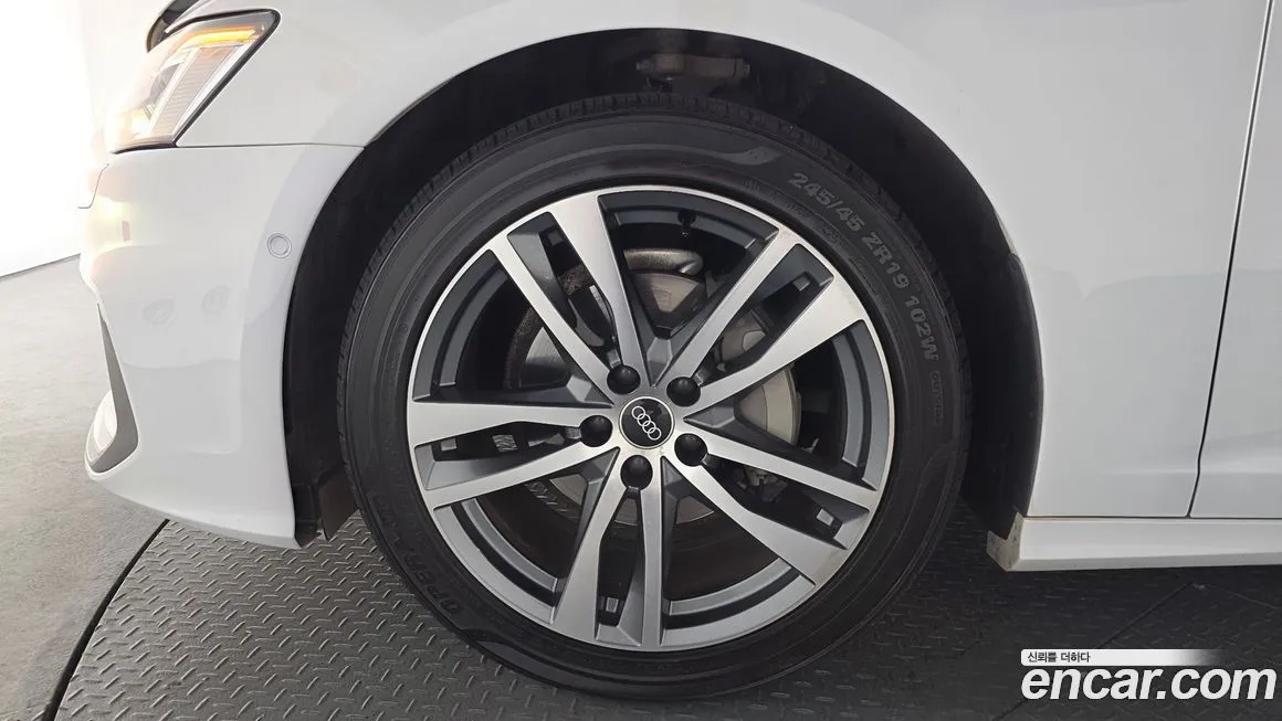 Audi A6 2021 из KR, фото 4