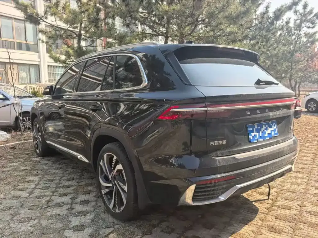 Geely Xingyue L — фото 6