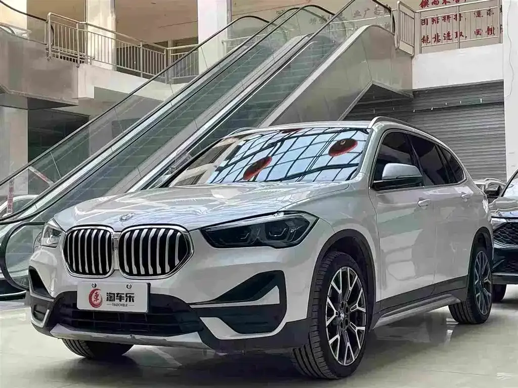 BMW X1 2021 из CN, фото 1