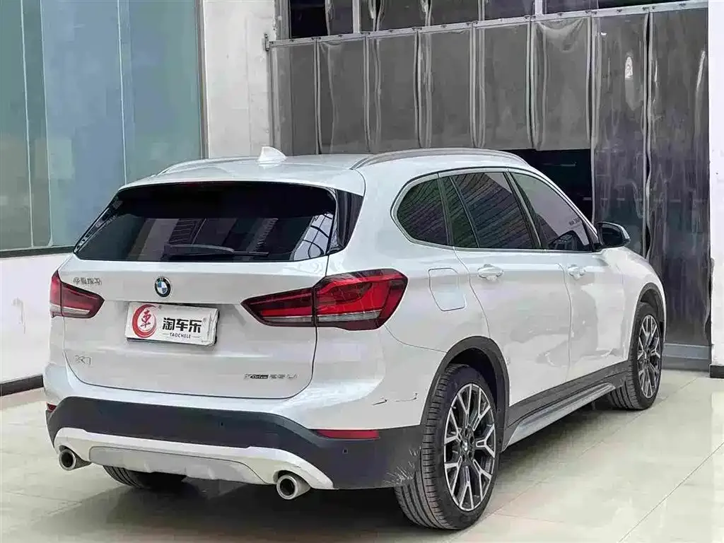 BMW X1 2021 из CN, фото 4