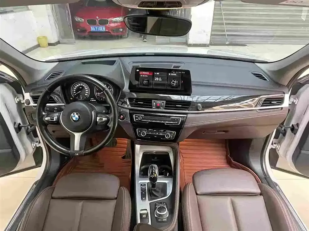 BMW X1 2021 из CN, фото 3