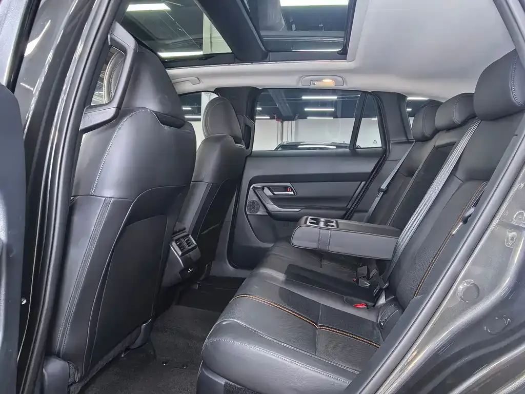 Mazda CX-50 2023 из CN, фото 4