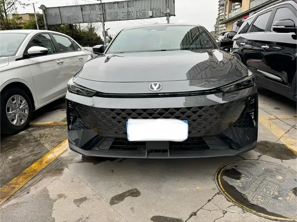 Changan UNI-V 2024 из CN, фото 7