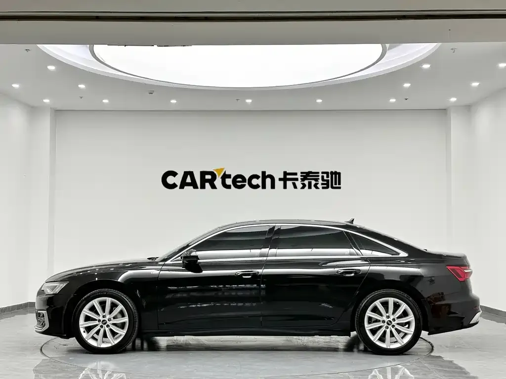 Audi A6L — фото 6