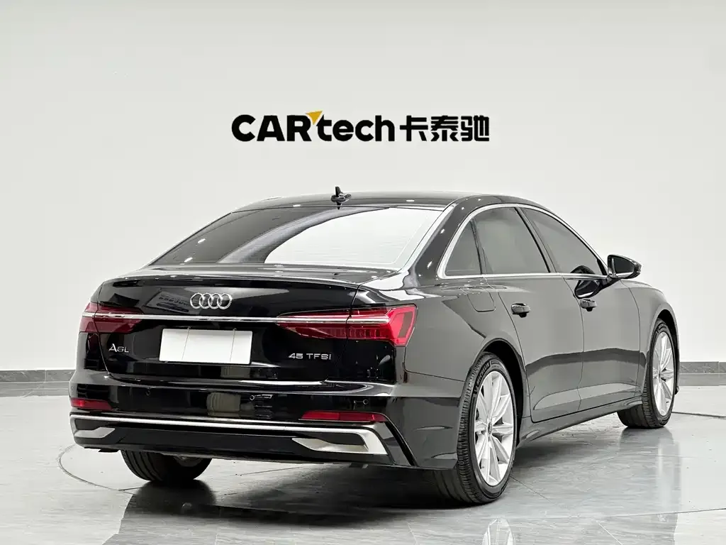 Audi A6L — фото 5