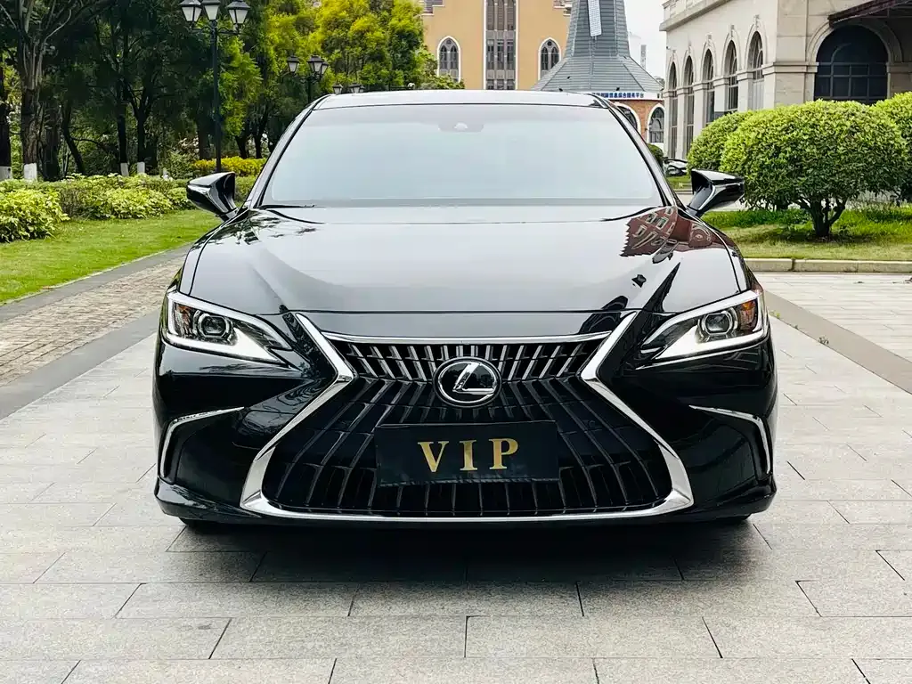 Lexus ES 2024 из CN, фото 2