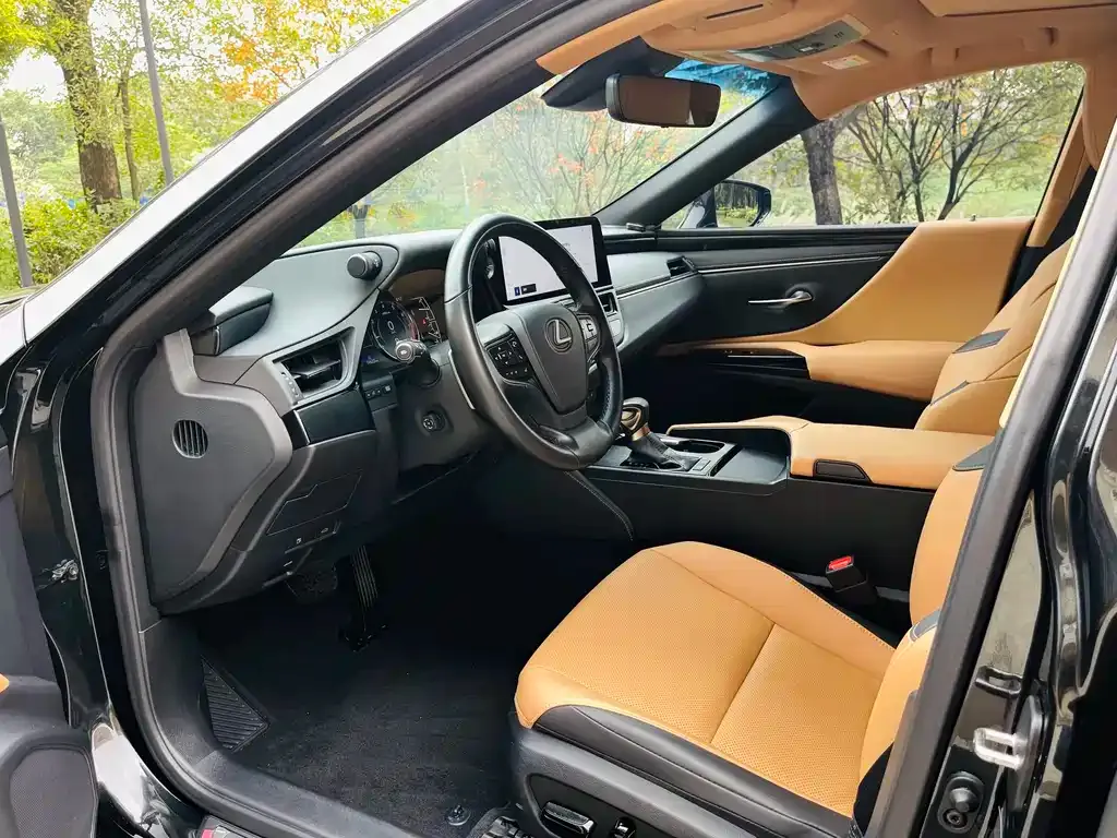 Lexus ES 2024 из CN, фото 8