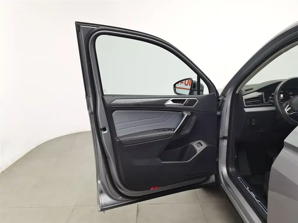 Volkswagen Tiguan L New Energy 2022 из CN, фото 7