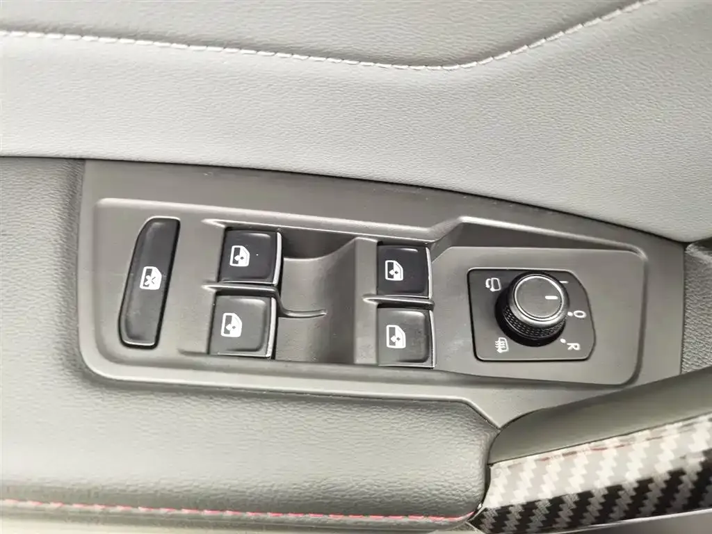 Volkswagen Tiguan L New Energy 2022 из CN, фото 10