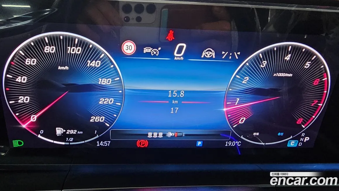 Mercedes-Benz GLE-Class 2026 из KR, фото 3