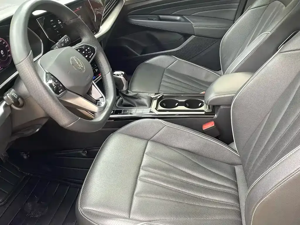 Volkswagen Passat — фото 3